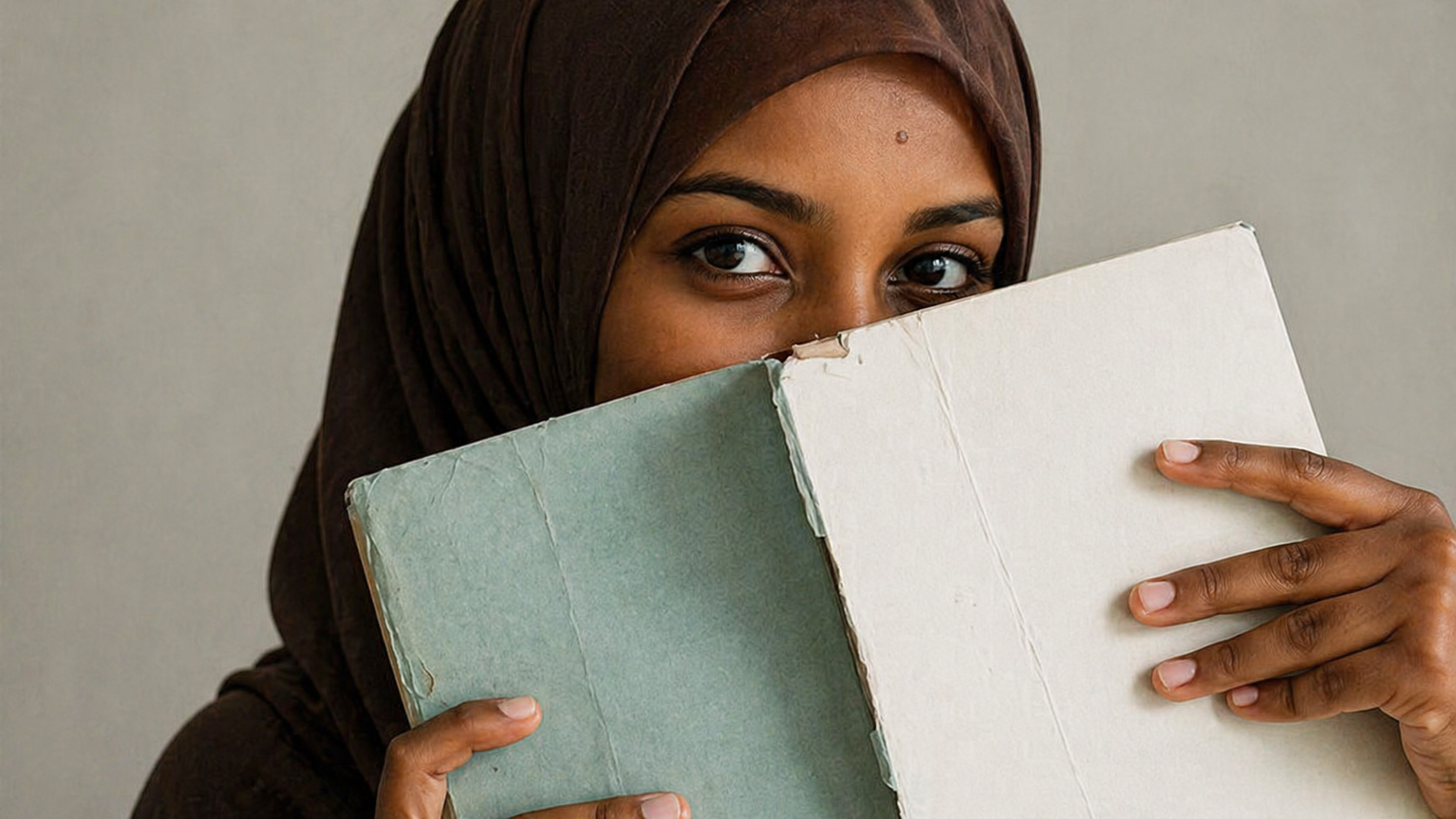 somali girl reading